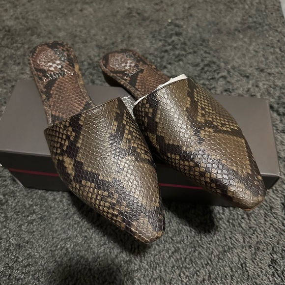 Vince Camuto felinial retro python print - 8 - Picture 2 of 5